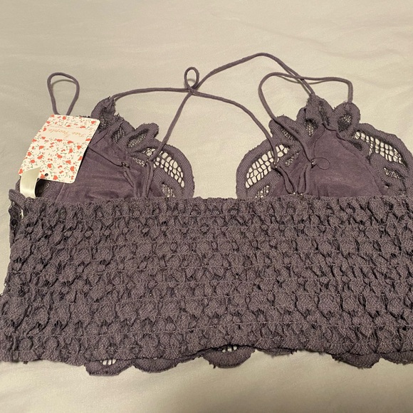 Free People beautiful Dark Grey Bralette Size M - Picture 3 of 4